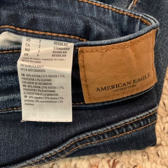 American Eagle super super stretch jegging size 2 US regular dark wash denim - Picture 6 of 7